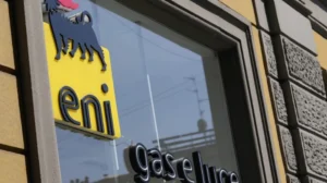 Sentenza storica: la Corte italiana autorizza il processo per danni climatici contro Eni